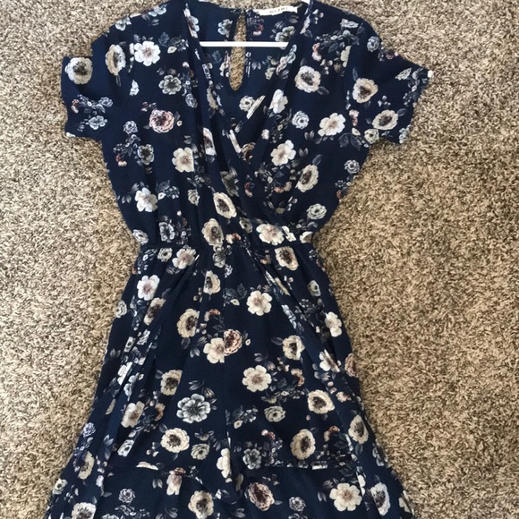 Romper - Picture 2 of 6